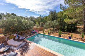 Villa Lorguaise avec piscine